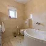 Luxurious Home In Dubrava Kod Sibenika Casa vacanze
