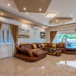 Luxurious Home In Dubrava Kod Sibenika Dubrava (Sibenik-Knin)
