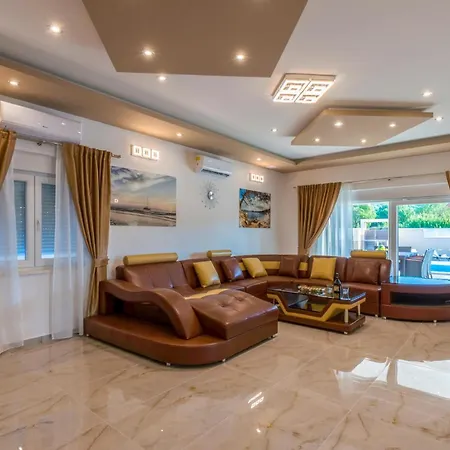 Luxurious In Kod Sibenika Dubrava (Sibenik-Knin)